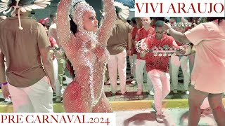 🇧🇷 Viviane Araújo Samba Show  Mini Desfile  Salgueiro [upl. by Zipah]