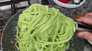 GREEN SPAGHETTI  EASY Mexican Style Green Spaghetti  Spaghetti Verde Recipe [upl. by Anned724]