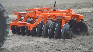 Compact Model Disc Harrow  UNIVERSAL [upl. by Eanaj]