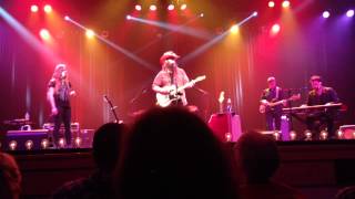 White Horse  Chris Stapleton [upl. by Shaughn]