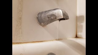 How to Fix Leaky Bathtub Faucet Drip [upl. by Feinstein]