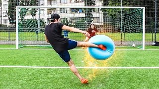 GYMNASTIKBALL FUßBALL CHALLENGE [upl. by Isied]