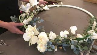 Tuto Couronne XXL en fleurs artificielles [upl. by Kragh]