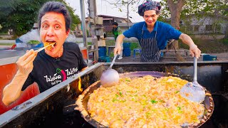 Thai Street Food  CRAZIEST Mussel Omelet Chef 🇹🇭 [upl. by Huber]