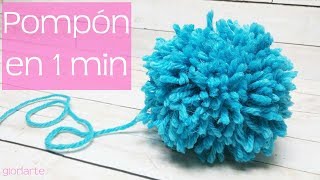 Cómo hacer un pompón en 1 minuto How to make a pompon in 1 minute [upl. by Nyvrem]