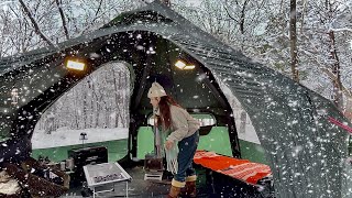 Heavy snow camping in 9kg inflatable hot tent alone relaxing  snowfall  ASMR [upl. by Norha]