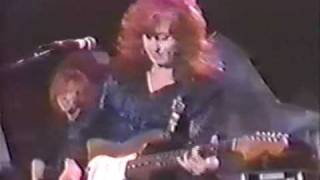 Bonnie Raitt  Thing Called Love live w John HIatt [upl. by Landon]