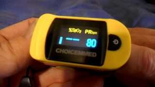 Choicemmed Oxywatch C20 Pulse Oximeter in use [upl. by Feliks]