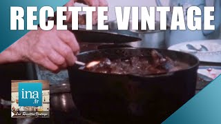 Recette  Le civet de lièvre à lancienne  Archive INA [upl. by Aret706]