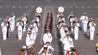 Musique des Equipages de la Flotte 14 Juillet à Paris [upl. by Akialam]