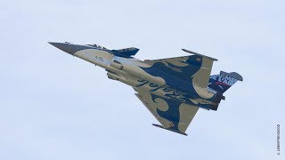 Des avions de combat en représentation JDEF [upl. by Arahs]