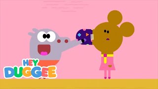 Il Distintivo della Sorpresa 🎉  Stagione 1  Hey Duggee Italiano [upl. by Normac]