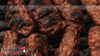 Pasta de Mici  Mititei la gratar  Reteta de Mici Romanesti [upl. by Nennek]