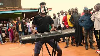 Top 5 best keyboard player in the world Fast miracle saviour bee preformed in the street A [upl. by Landers]