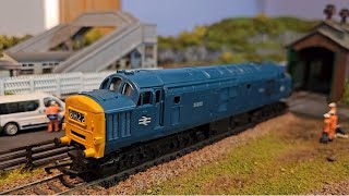 Hornby R751 Class 37  Repair Request [upl. by Oninrutas371]