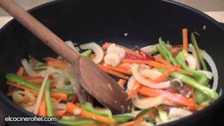 TALLARINES CON VERDURAS O CHOP SUEY DE VERDURAS [upl. by Lula]