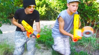 Nerf Squad Beach Attack [upl. by Dougie]