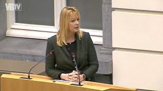 Anke Van dermeersch over de lageemissiezone in Antwerpen [upl. by Adey]