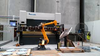 ACCURL Robotic CNC Press Brake for Robotic Bending Cell System [upl. by Mast]